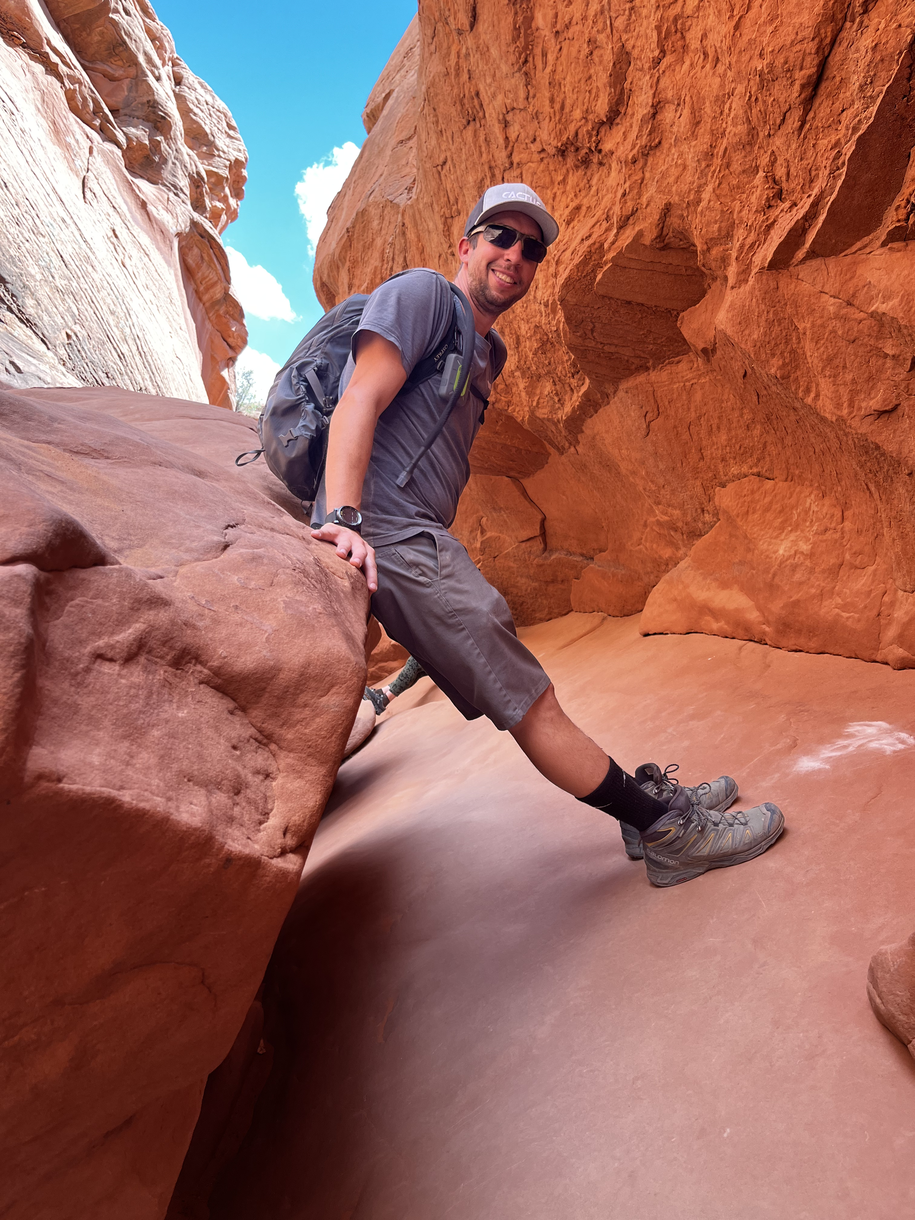 Derek in the canyons - The Roaming Wrench team